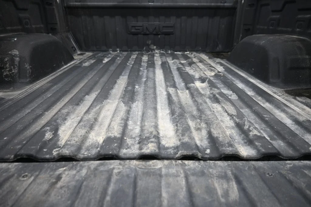 Used 2021 Black GMC Elevation image 11