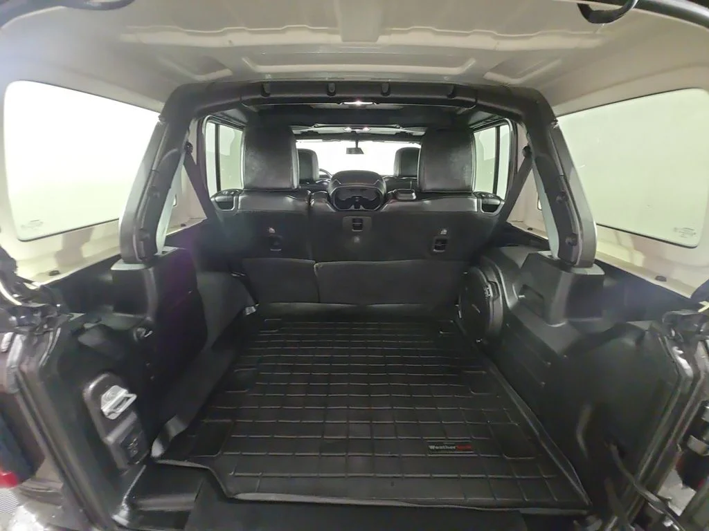 Used 2021 Gray Jeep Unlimited Sahara High Altitude image 16