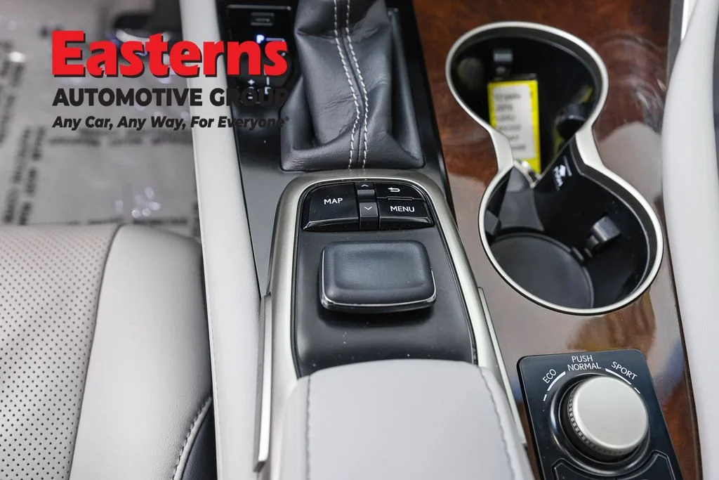 Used 2016 Gray Lexus 350 image 21