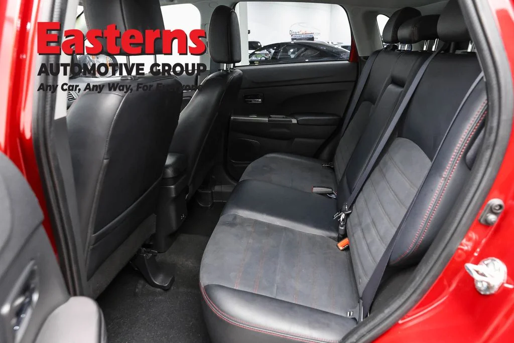 Used 2025 Red Mitsubishi 2.0 SE image 22