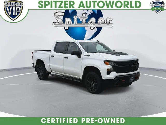 Used 2023 White Chevrolet Custom Trail Boss image 3