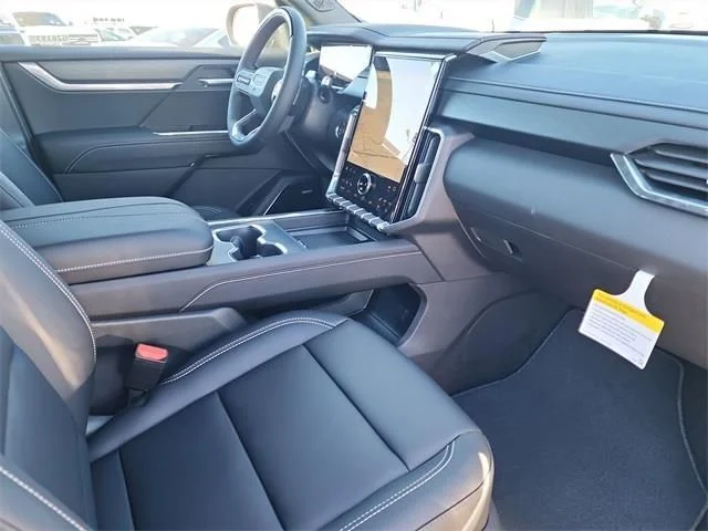 New 2026 Black GMC Elevation image 18