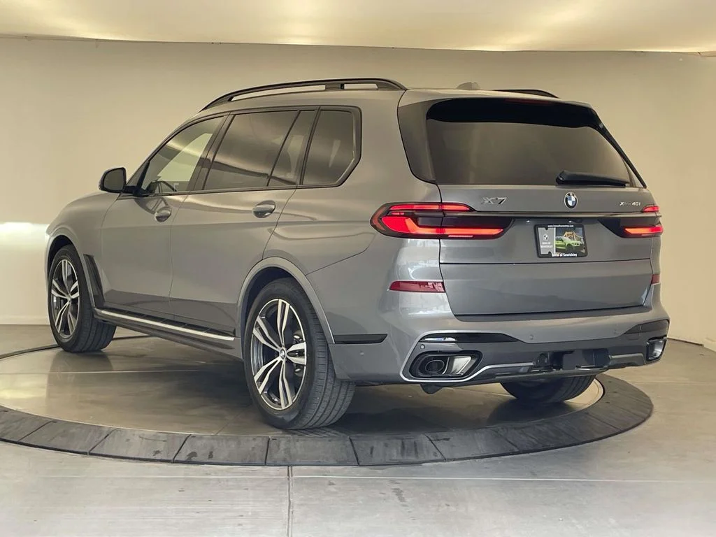 New 2027 Gray BMW xDrive40i image 3