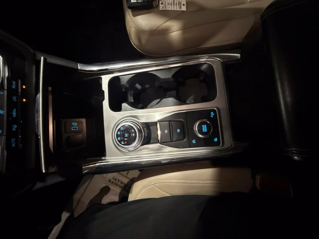 Used 2020 White Ford XLT image 19