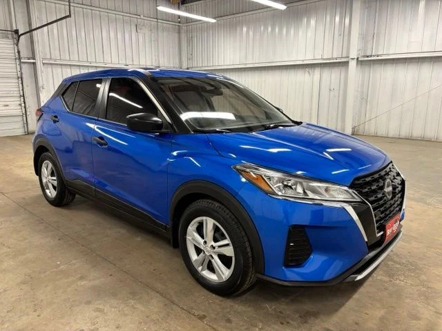 2022 Nissan Kicks S