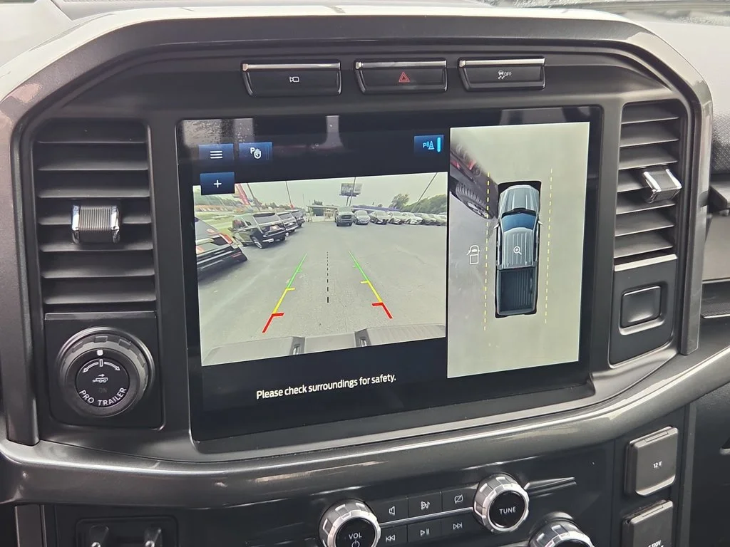 Used 2023  Ford XLT image 16