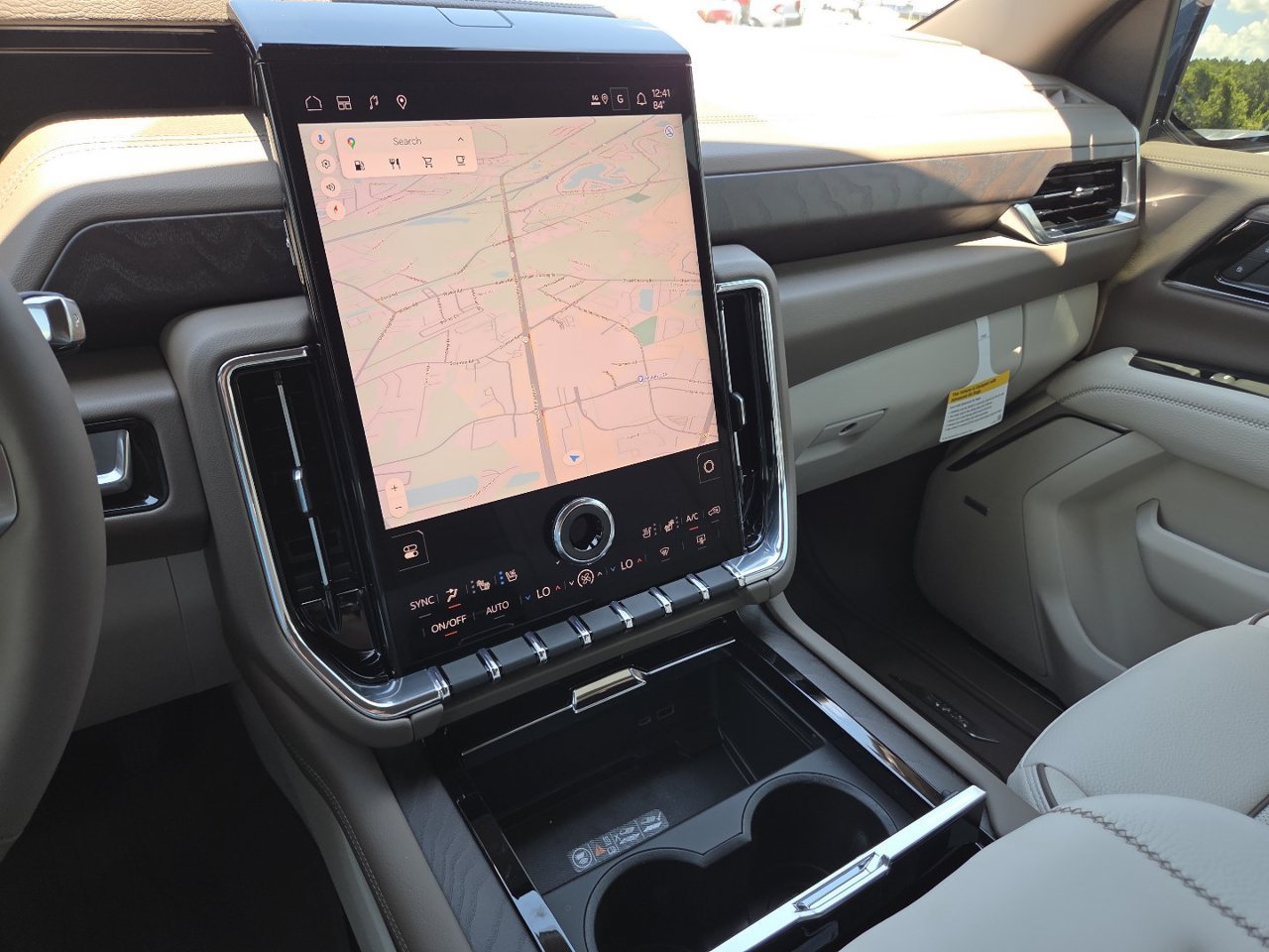 2026 GMC Yukon XL Denali - Photo 36