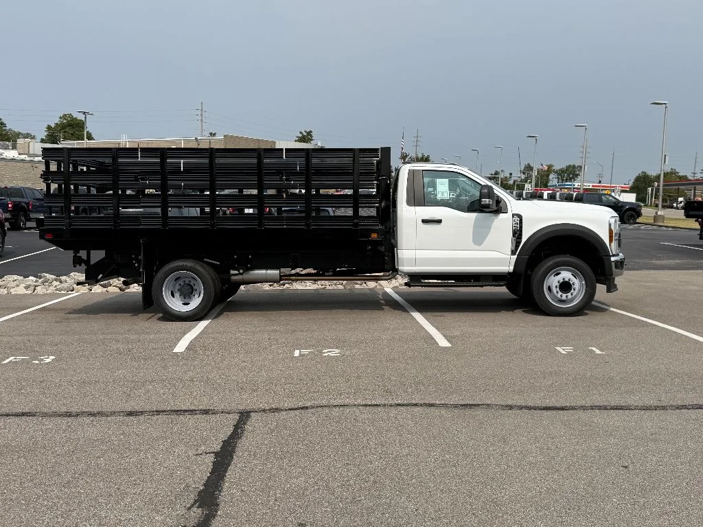 New 2025 Oxford White Ford XL - Knapheide 145 Heavy Hauler image 2