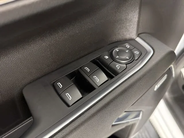 Used 2024 Iridescent Pearl Tricoat Chevrolet LTZ image 28