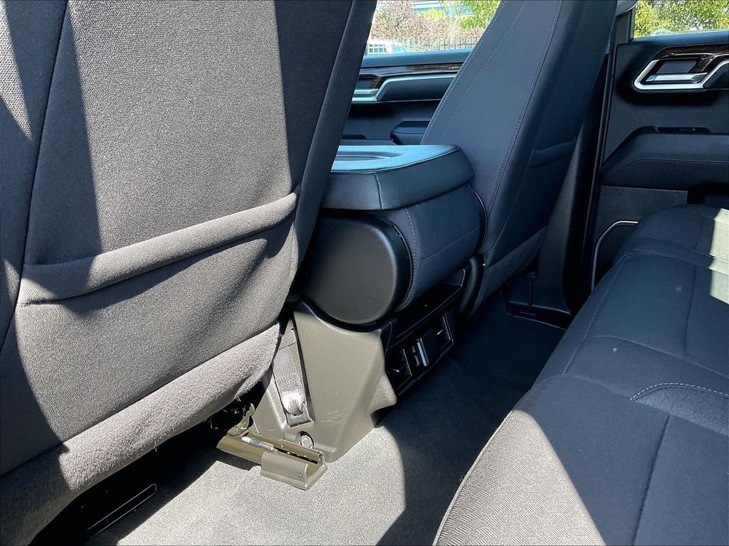 Used 2025 Black GMC Elevation image 27