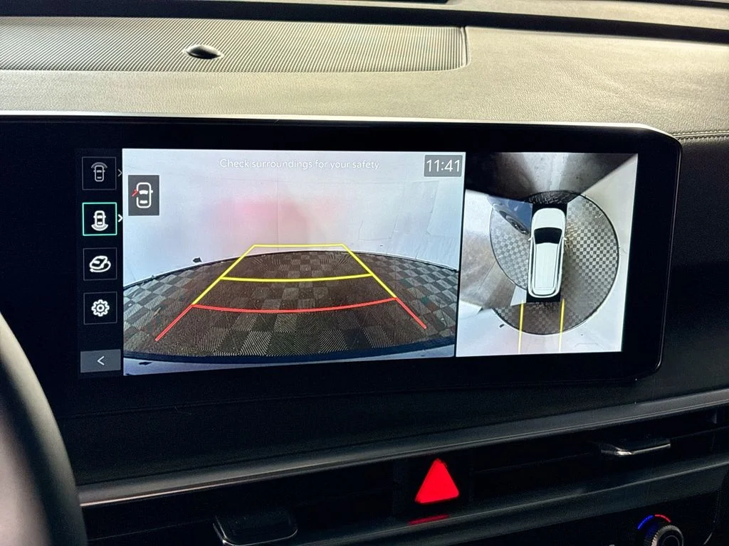 Used 2025 Black Kia X-Line SX image 17