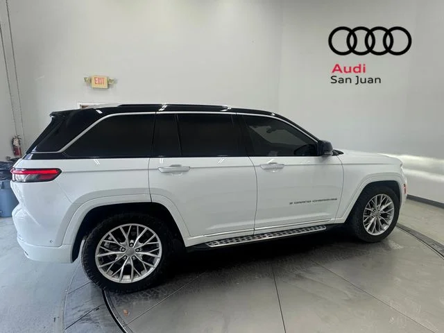 Used 2023 White Jeep Summit image 37