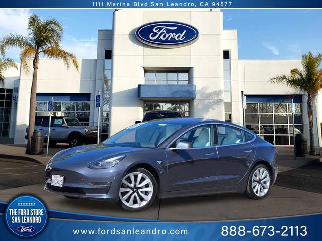 2018 Tesla Model 3's photo