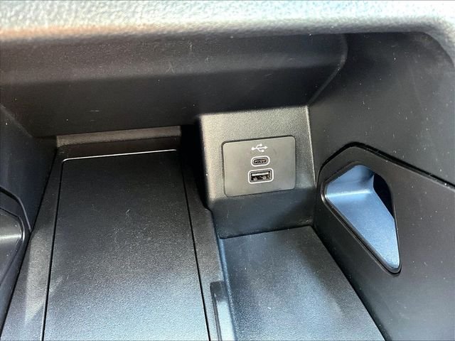 Used 2025 White Ford XL image 28