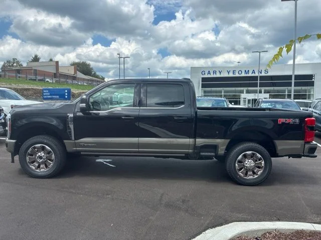 New 2026 Agate Black Metallic Ford F-250® King Ranch® image 2