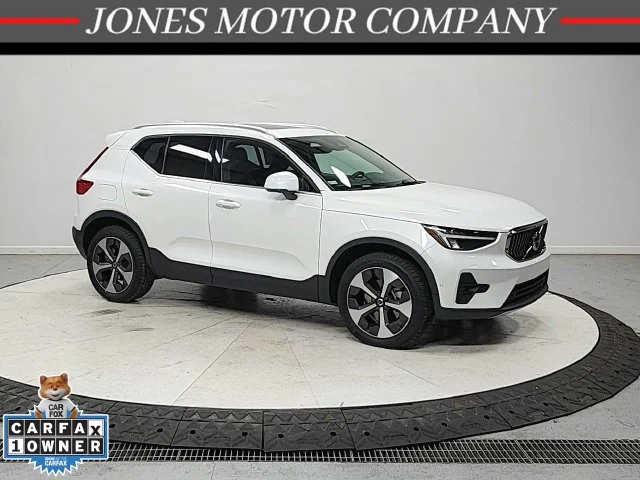 2024 Volvo XC40