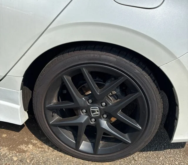 Used 2022 Platinum White Pearl Honda Sport image 10