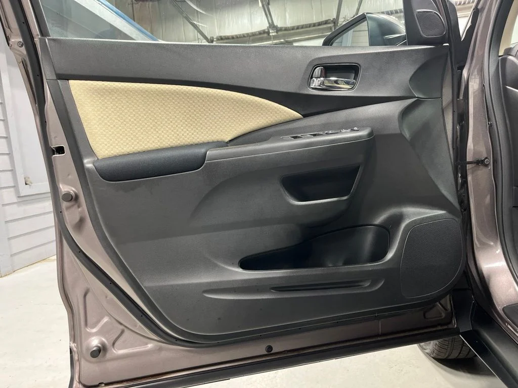 Used 2015 Urban Titanium Metallic Honda EX image 10