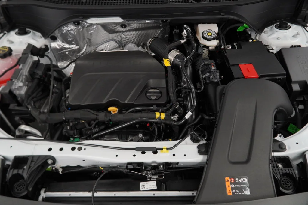 New 2026 Summit White Chevrolet LS image 40