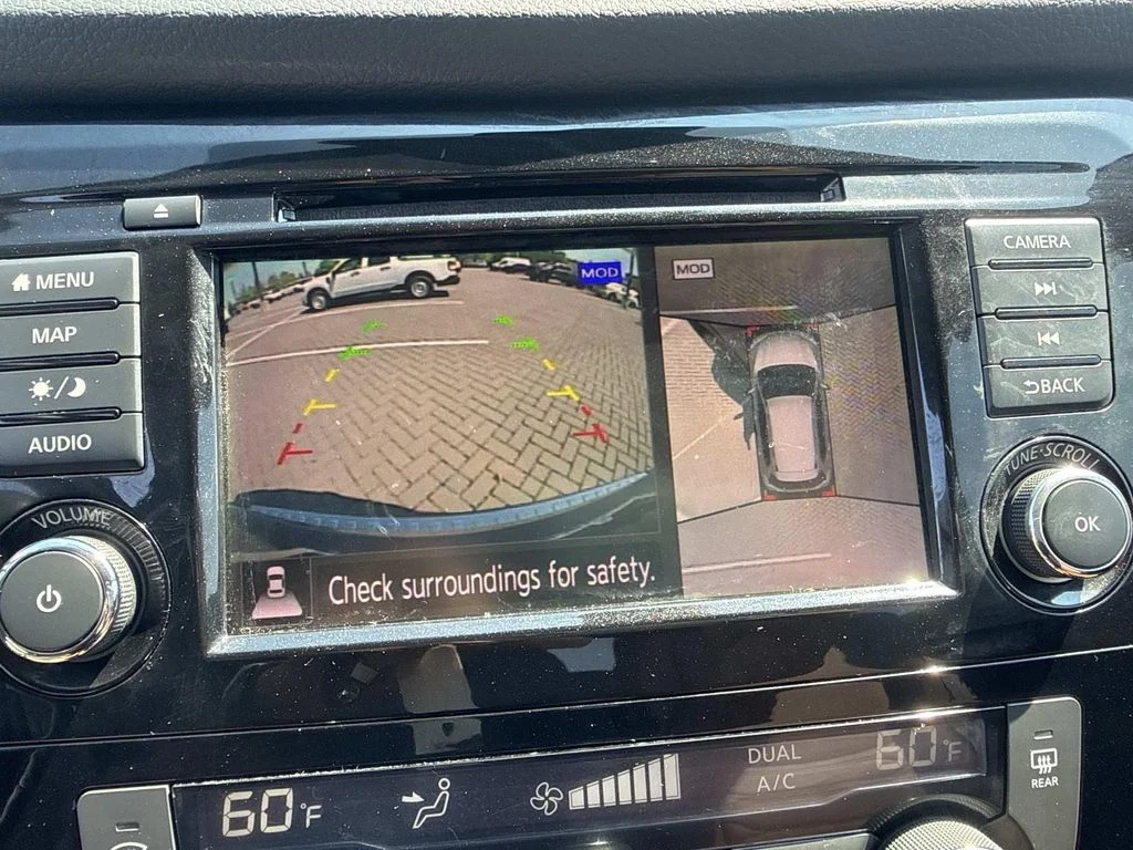 Used 2018 Black Nissan SL image 21
