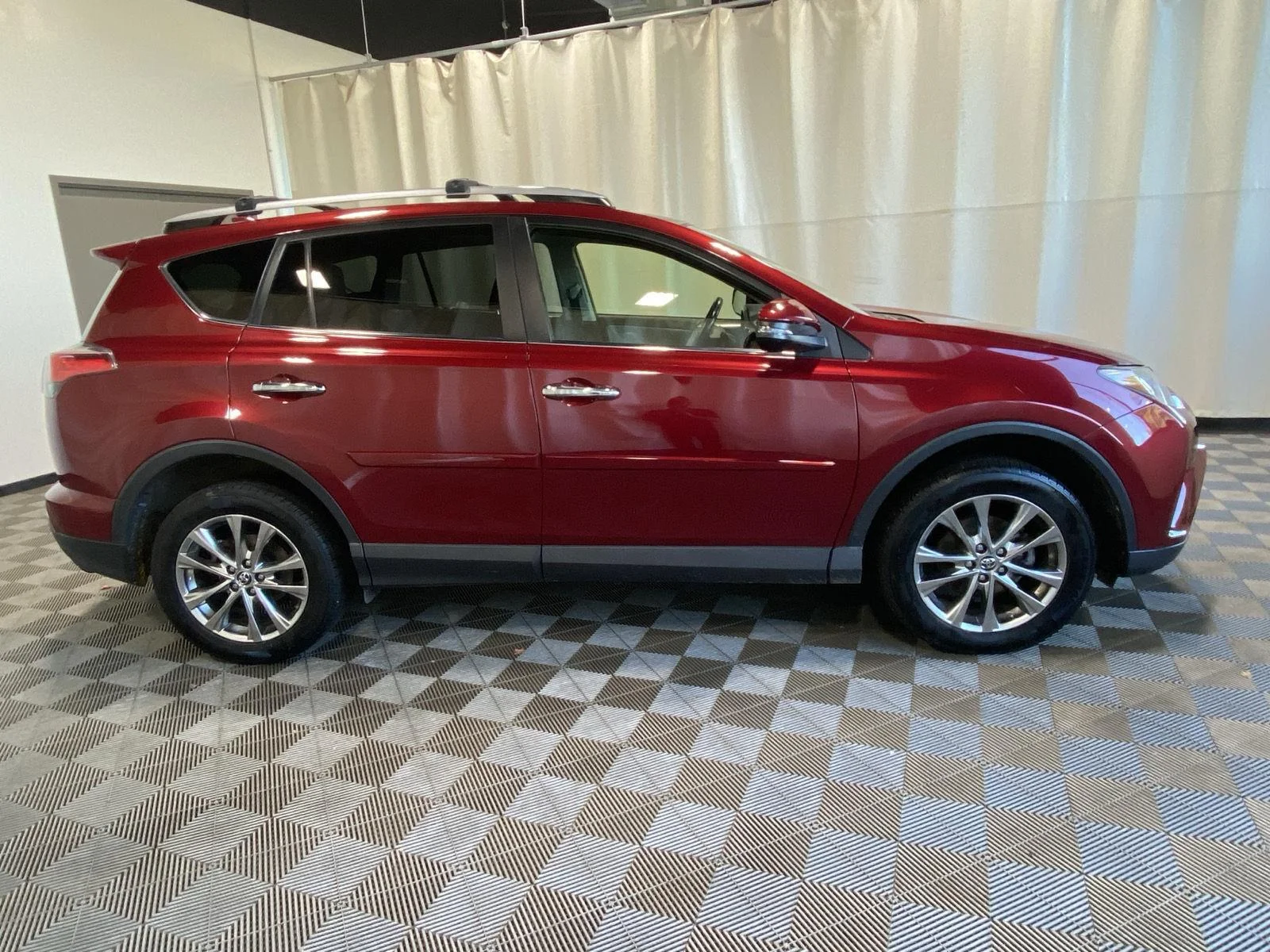 Used 2018 Ruby Flare Pearl Toyota Limited image 8