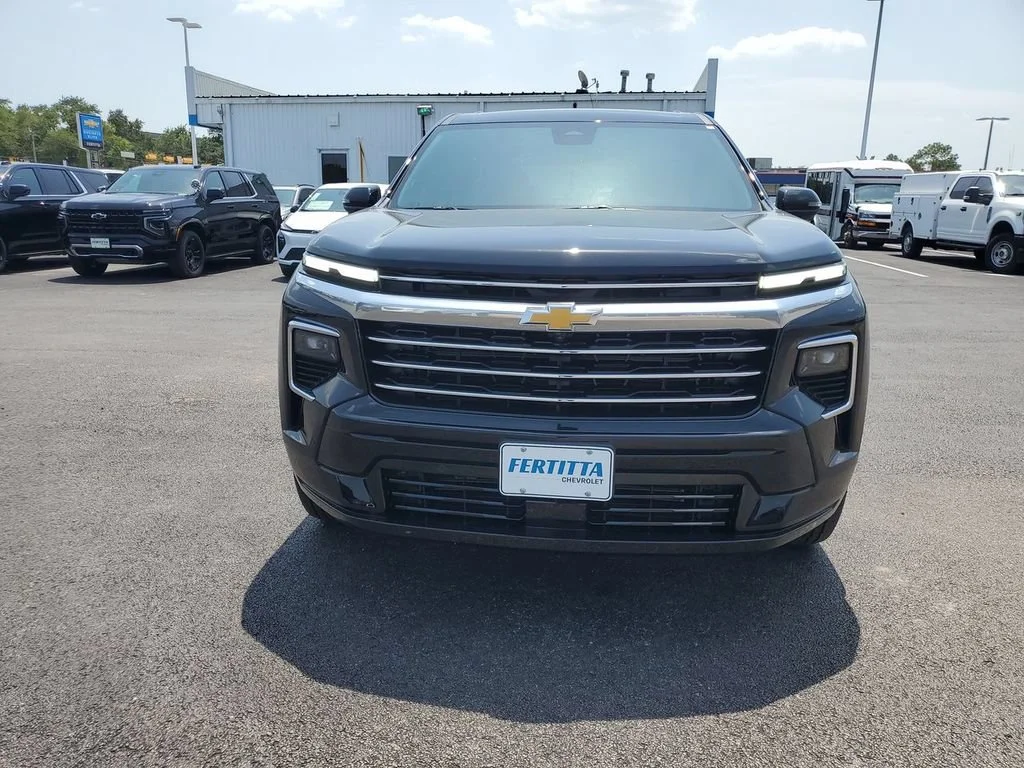 New 2026 Mosaic Black Metallic Chevrolet High Country image 36