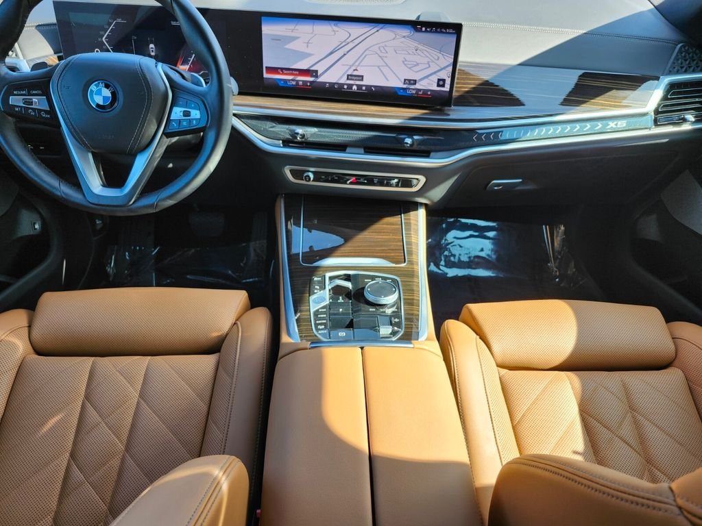 Used 2024 White BMW xDrive50e image 15
