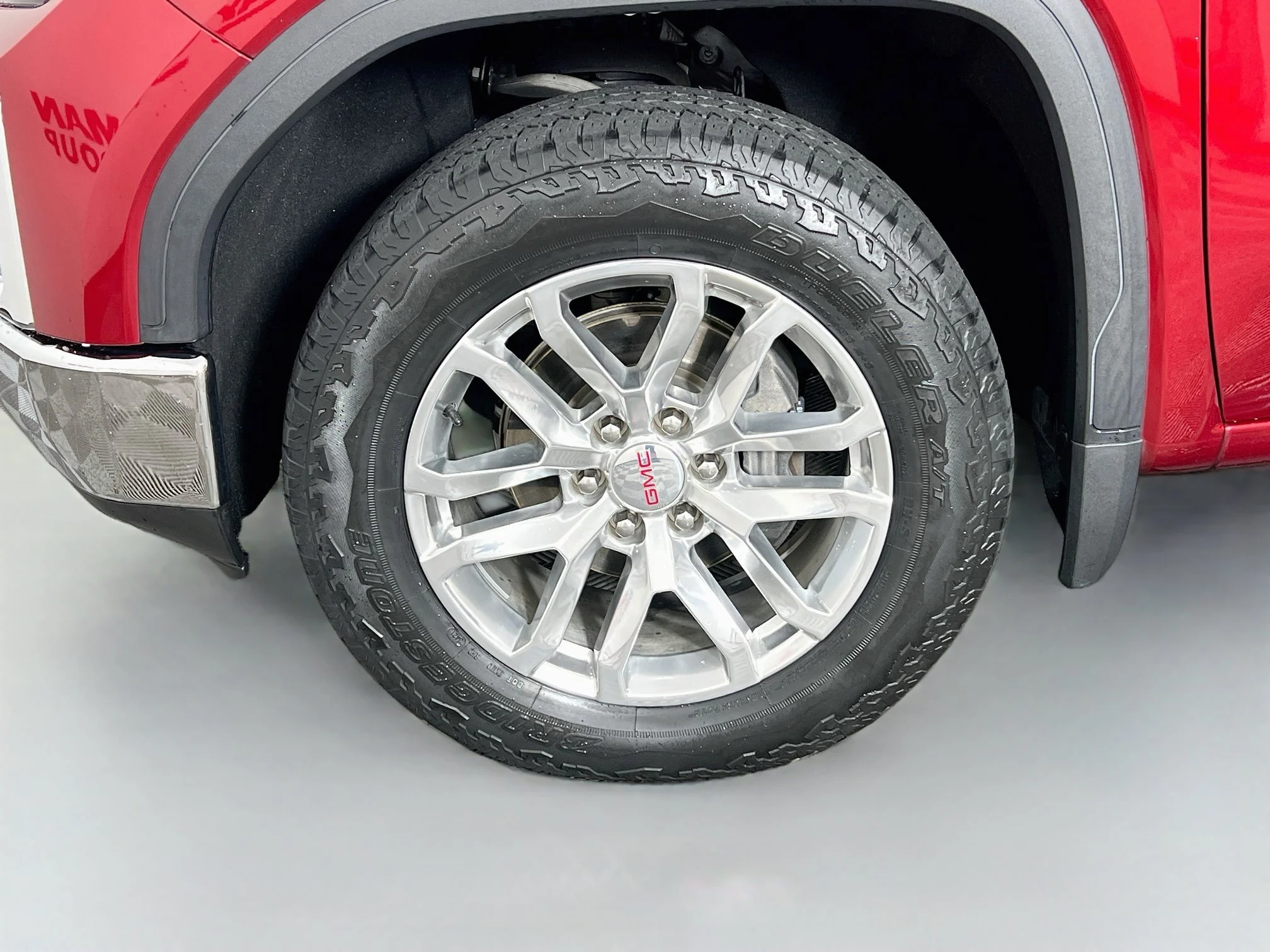 Used 2021 Cayenne Red Tintcoat GMC SLT image 27