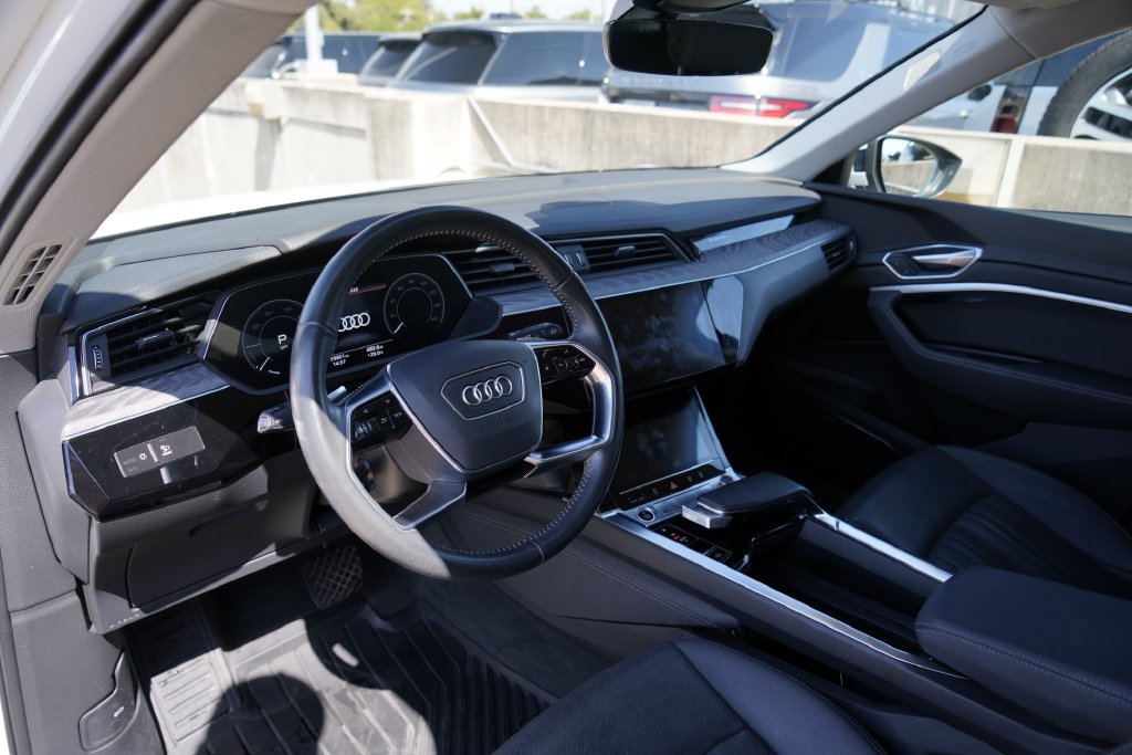 Used 2021  Audi Premium Plus image 10