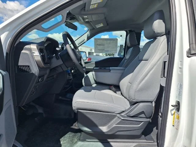 New 2026 Oxford White Ford XL image 35