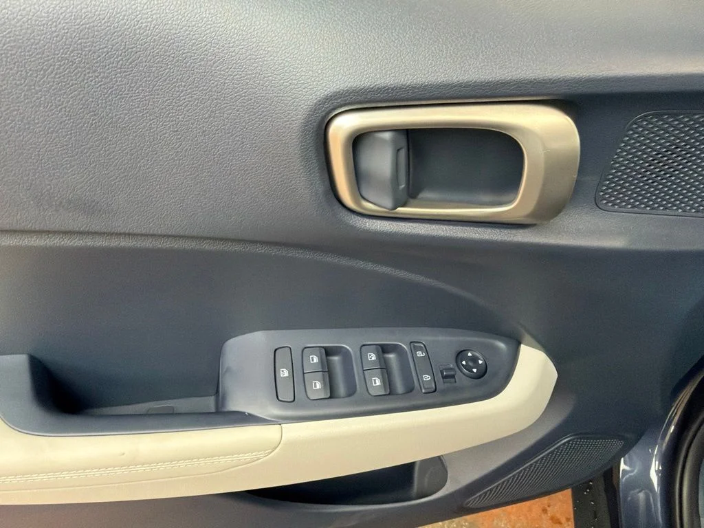 New 2026 Denim W/White Roof Hyundai SEL image 22