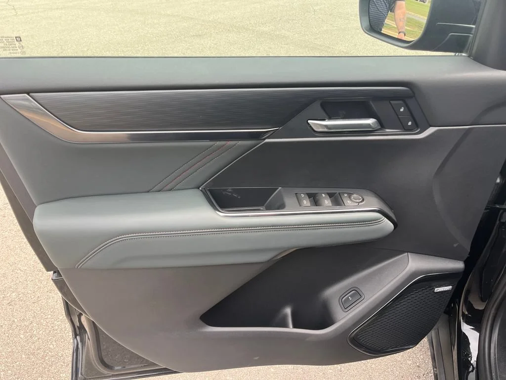 2026 GMC Acadia AT4 - Photo 14