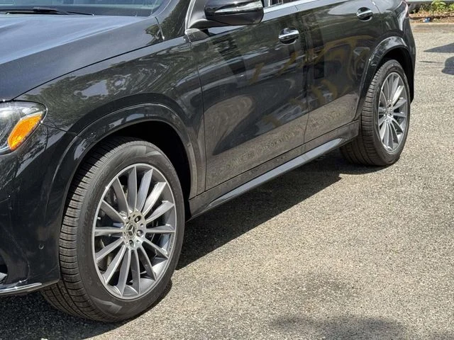 New 2026 Black Mercedes-Benz GLE 450 image 12