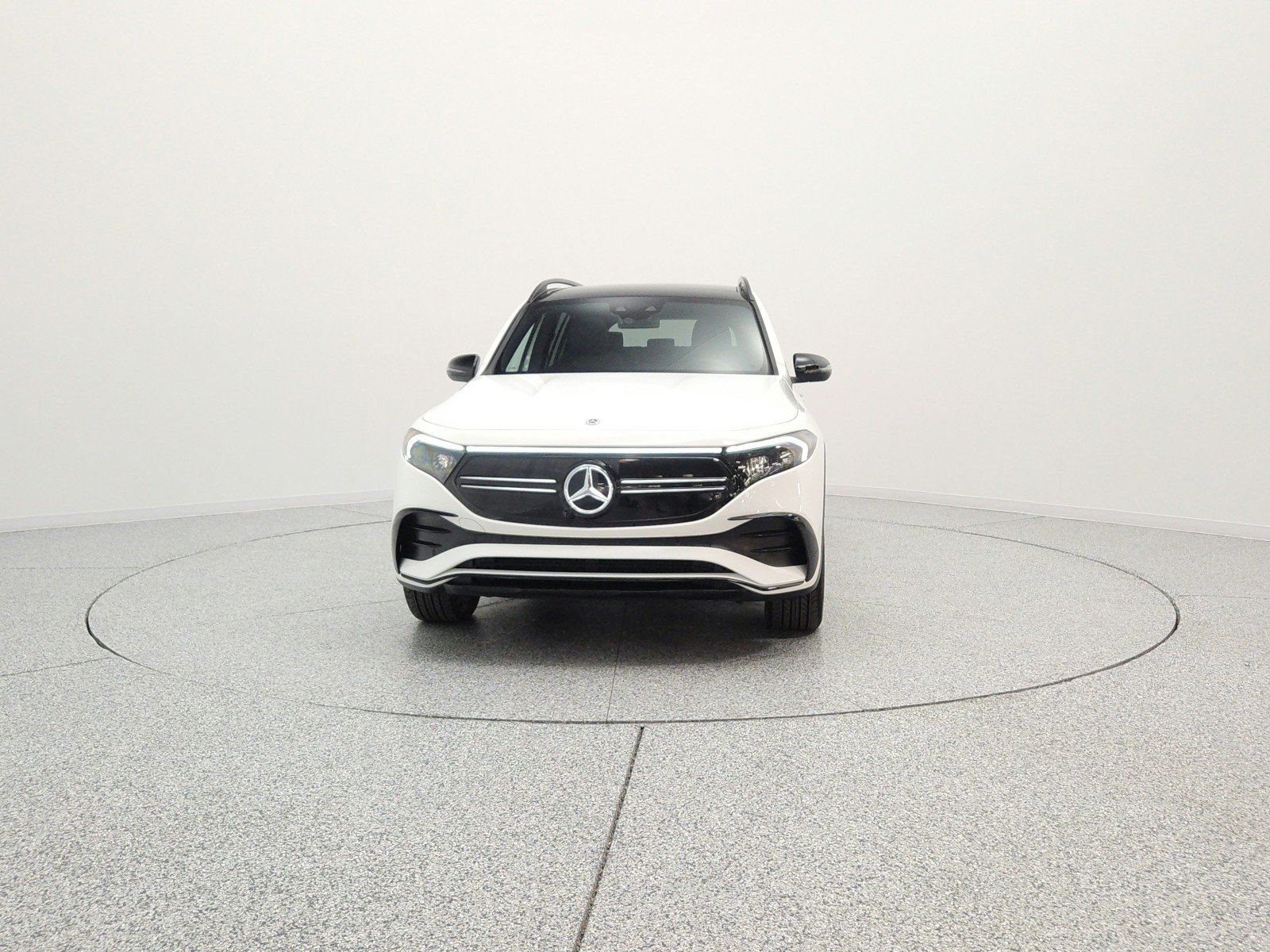 Used 2023 Polar White Mercedes-Benz EQB 350 4MATIC® SUV image 2