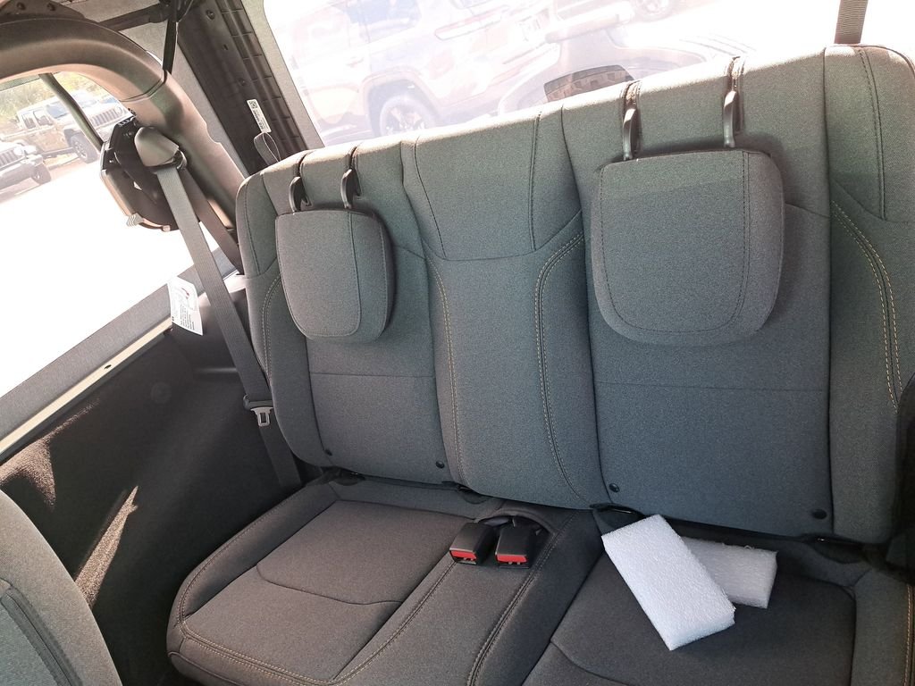 New 2026 Anvil Clear-Coat Exterior Paint Jeep Sport image 7