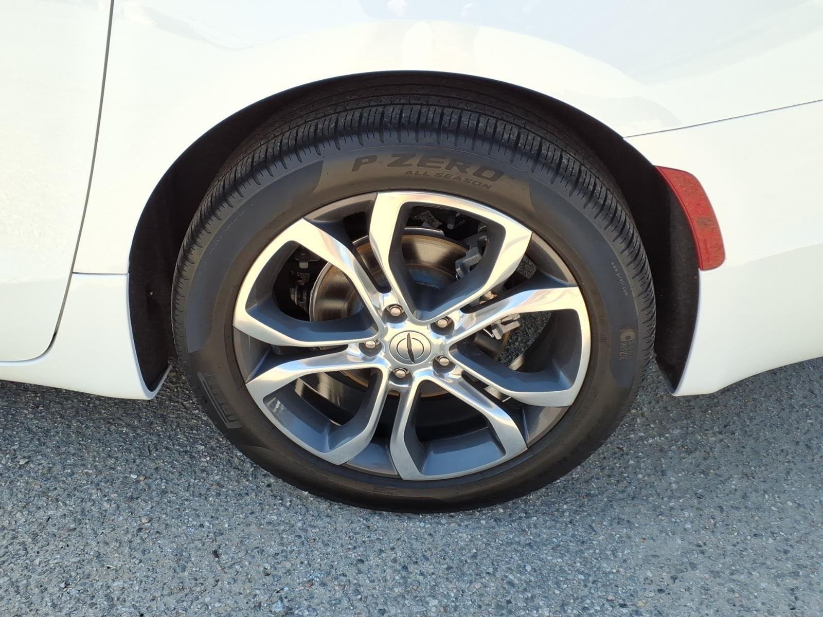 2024 Chrysler Pacifica Pinnacle - Photo 12
