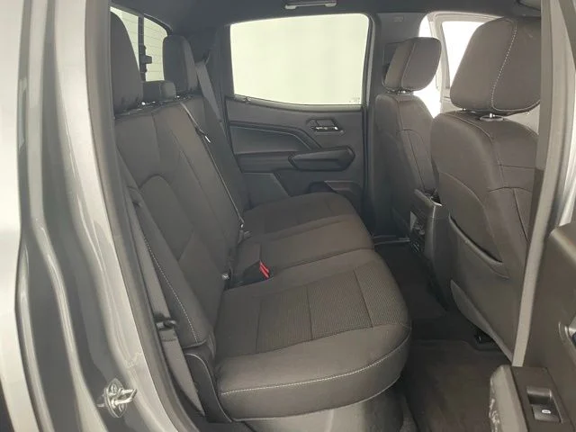 Used 2025 Silver GMC Elevation image 48