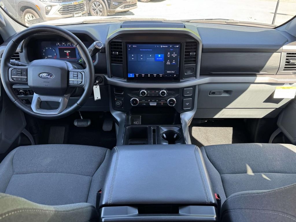 Used 2025 White Ford XLT image 2