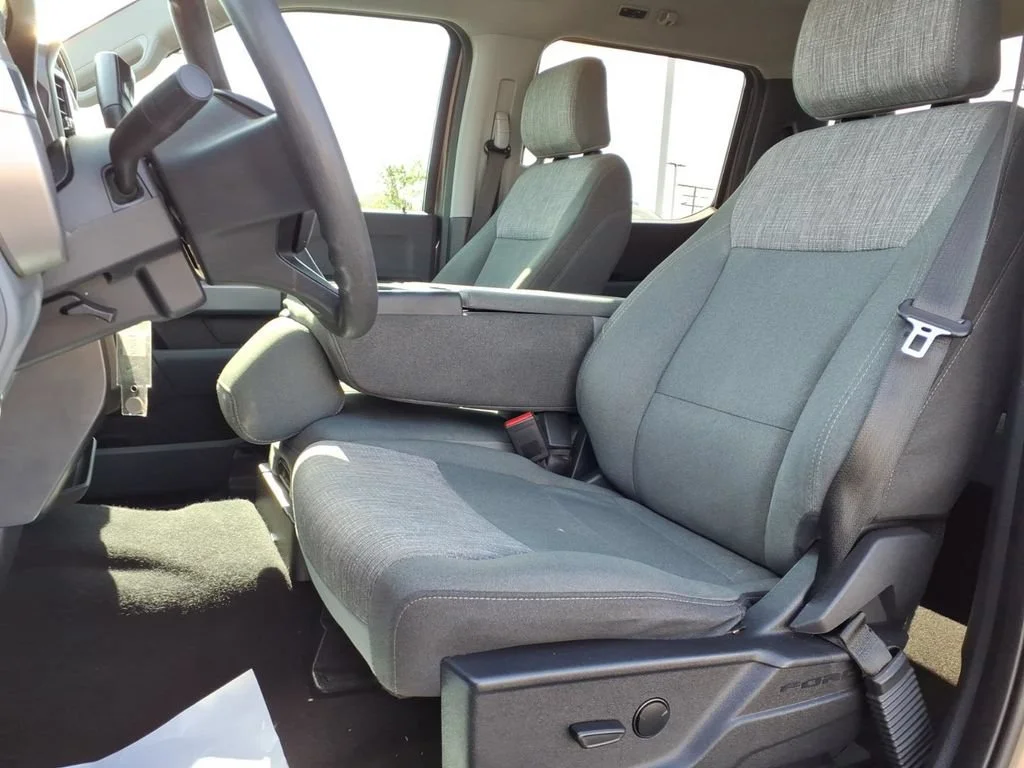 Used 2023 Gray Ford XLT image 23