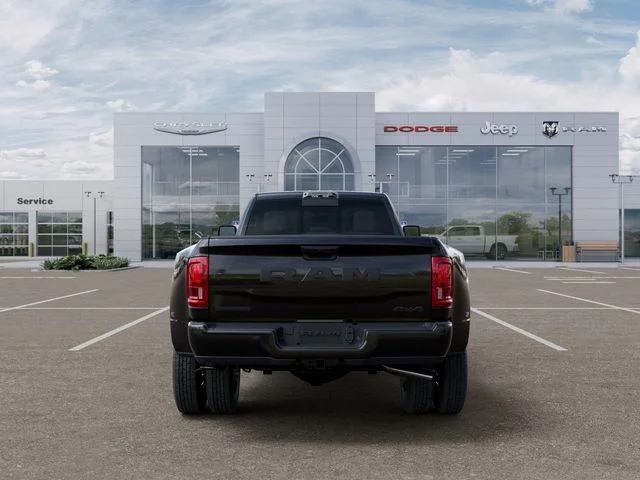 New 2026 Diamond Black Crystal Pearl-Coat Exterior Paint RAM Big Horn image 7
