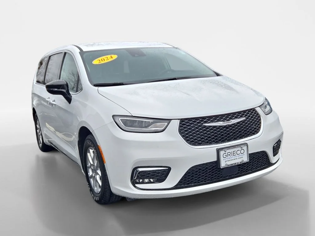 2024 Chrysler Pacifica