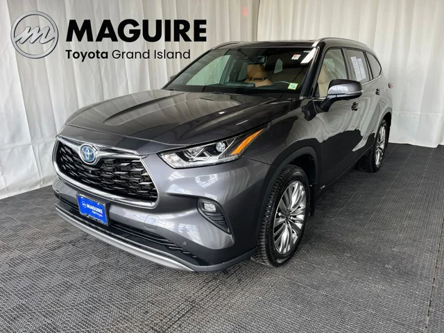 2024 Toyota Highlander Hybrid Platinum