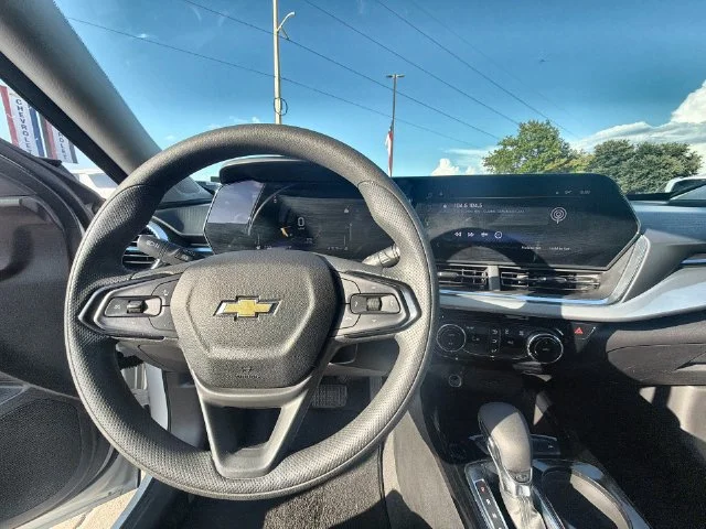 Certified Used 2025 Summit White Chevrolet LT image 11