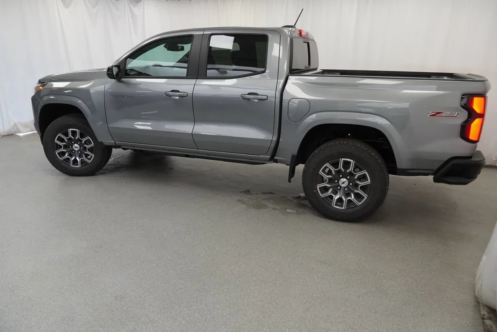 New 2026 Sterling Gray Metallic Chevrolet Z71 image 34