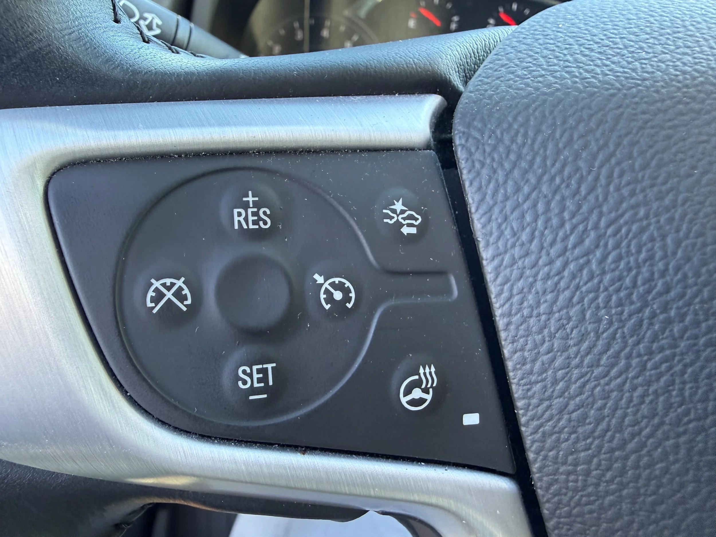 Used 2022 Marine Metallic GMC SLT image 16