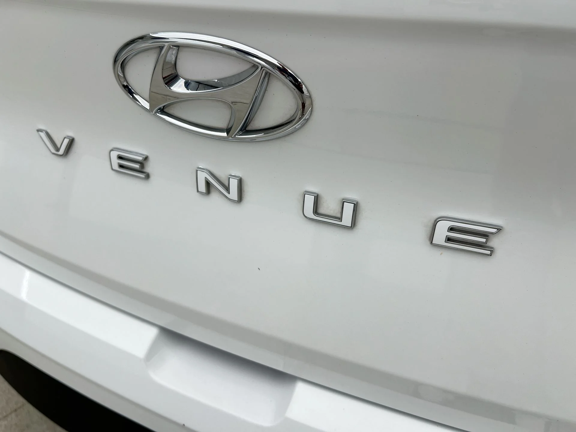Used 2023 White Hyundai SEL image 37