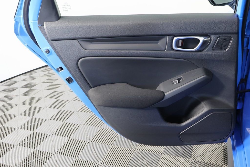 Used 2023 Boost Blue Pearl Honda Sport image 13