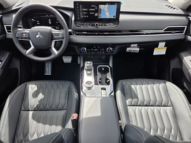 New 2026 Silver Mitsubishi SEL image 7