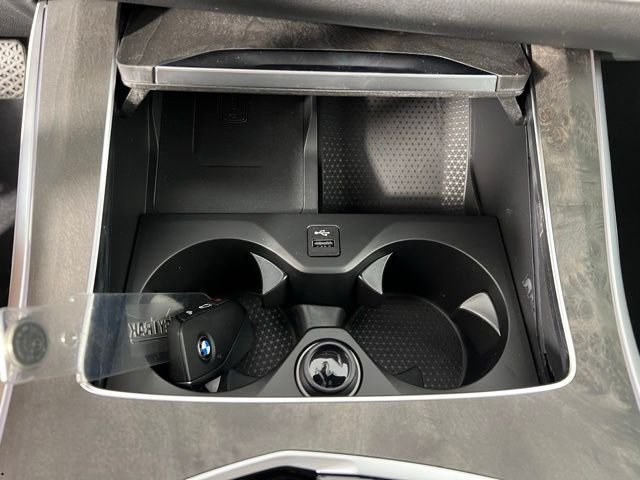 New 2026 White BMW sDrive40i image 26
