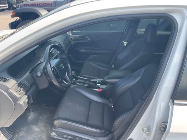 Used 2017 White Honda Sport image 5